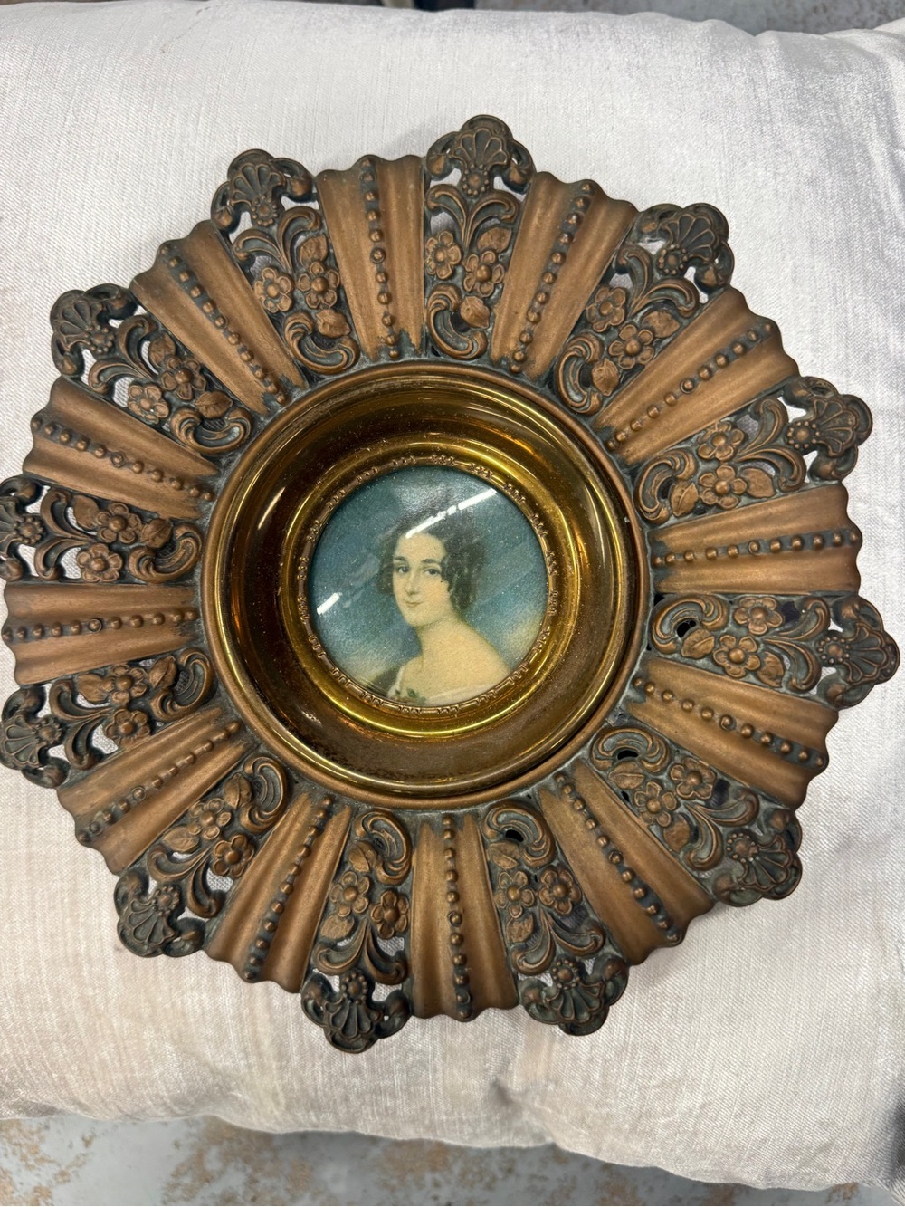 Ornate Bronze-Tone Floral Sunburst Picture Frame - Bronze